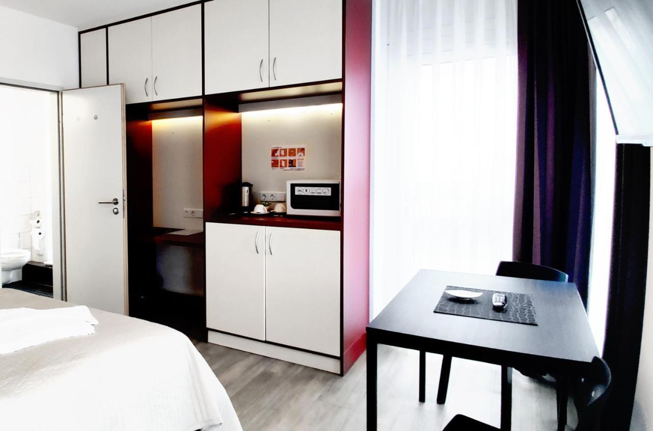 6 Rooms Apartments เบอร์ลิน ภายนอก รูปภาพ