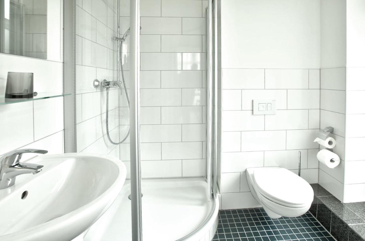 6 Rooms Apartments เบอร์ลิน ภายนอก รูปภาพ