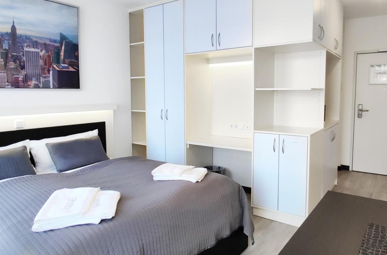 6 Rooms Apartments เบอร์ลิน ภายนอก รูปภาพ