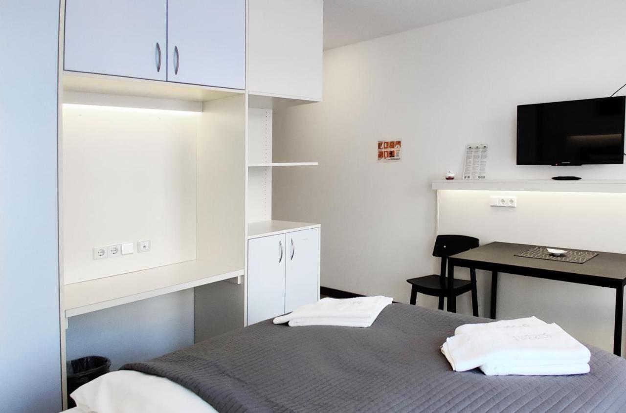 6 Rooms Apartments เบอร์ลิน ภายนอก รูปภาพ